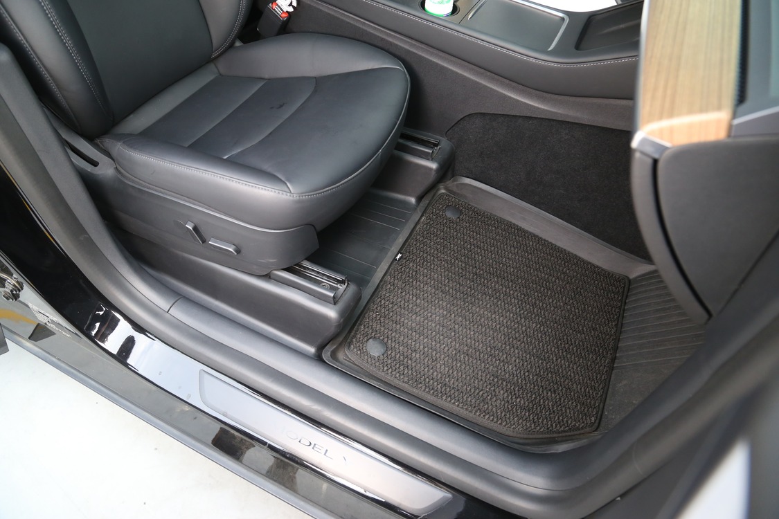 Tesla Model Y Ön Koltuklar İçin Koruyucu Panel Bakaliti 2'Lİ SET MAT SİYAH