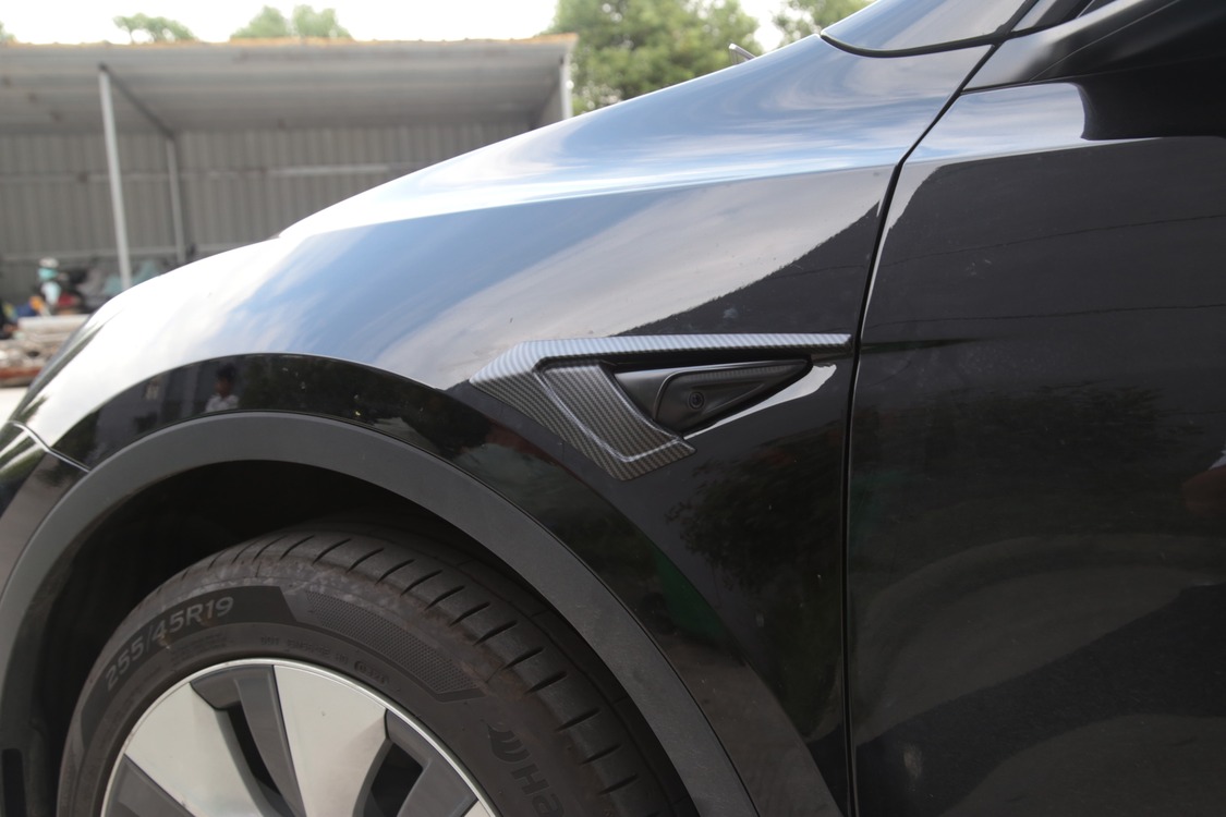 Tesla Model Y Yan Kamera Kaşı Karbon Kaplama, 2 Adet Set Olarak, Mat Siyah Renk