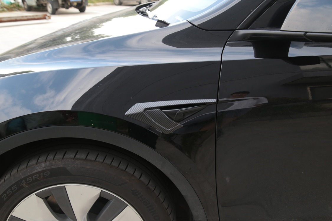 Tesla Model Y Yan Kamera Kaşı Karbon Kaplama, 2 Adet Set Olarak, Mat Siyah Renk