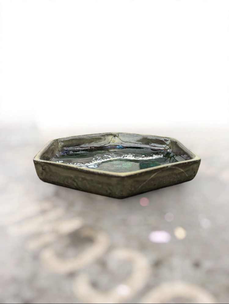 Stoneware  Cam Detaylı Seramik Tabak 