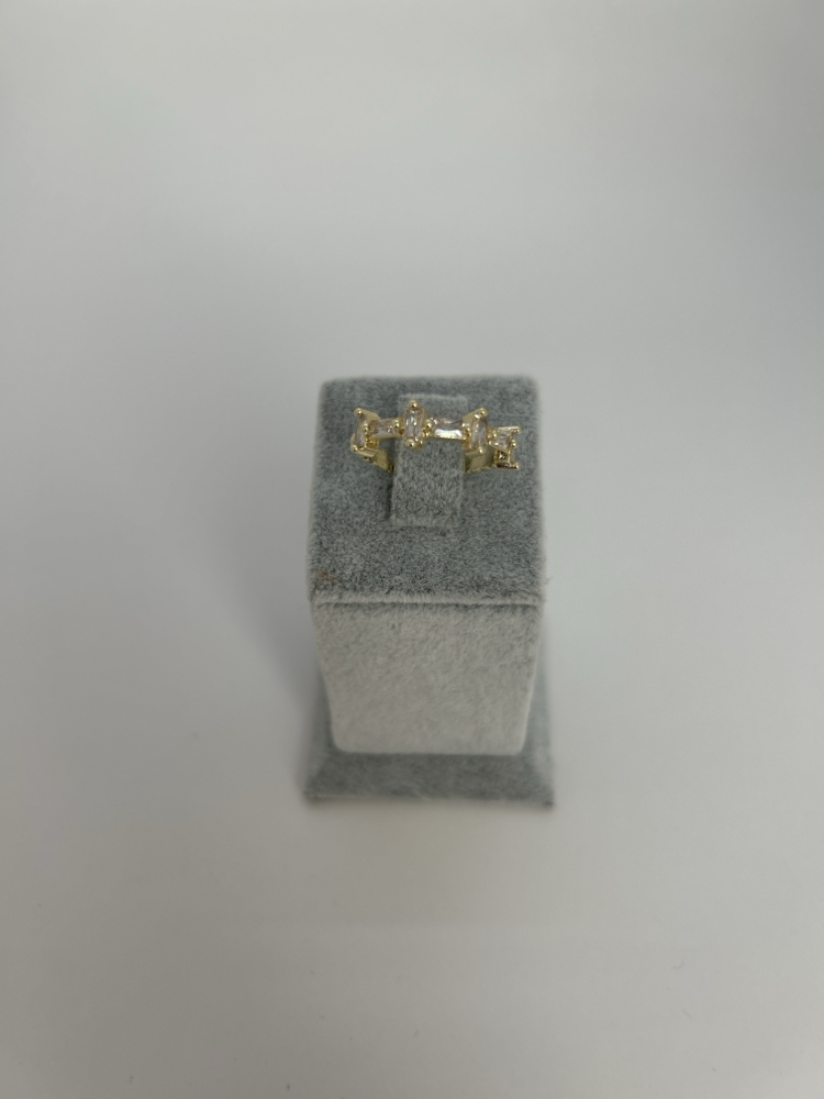 Vip baget taşlı ayarlamalı gold yüzük 