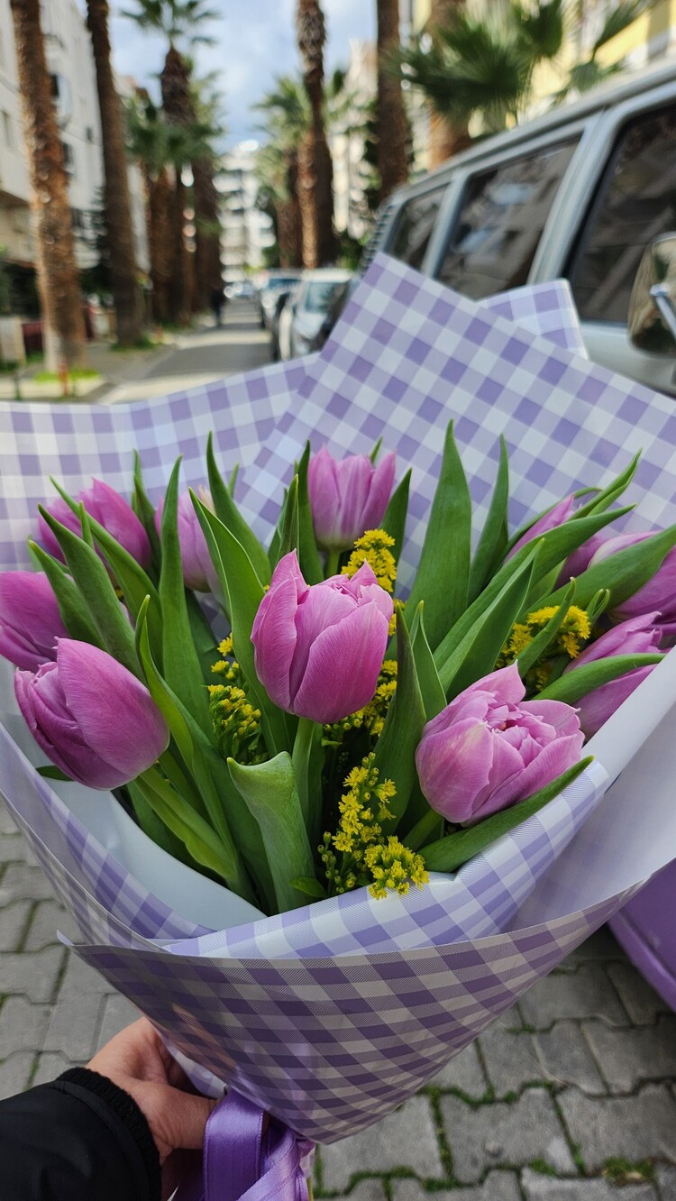 Lila Lale Buketi