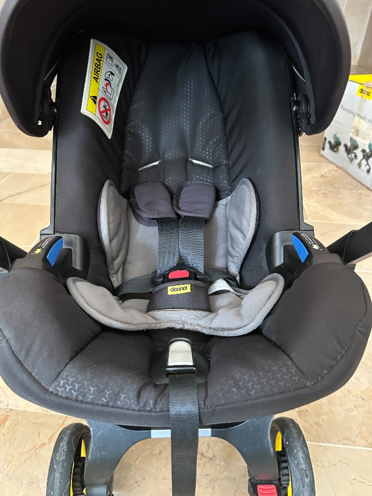 Doona+ Siyah Bebek Arabası ve Ana Kucağı