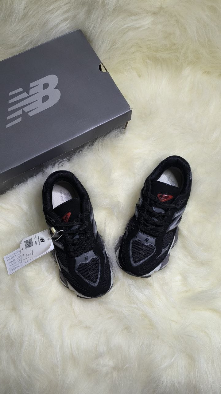 NEW BALANCE 9060 BLACK