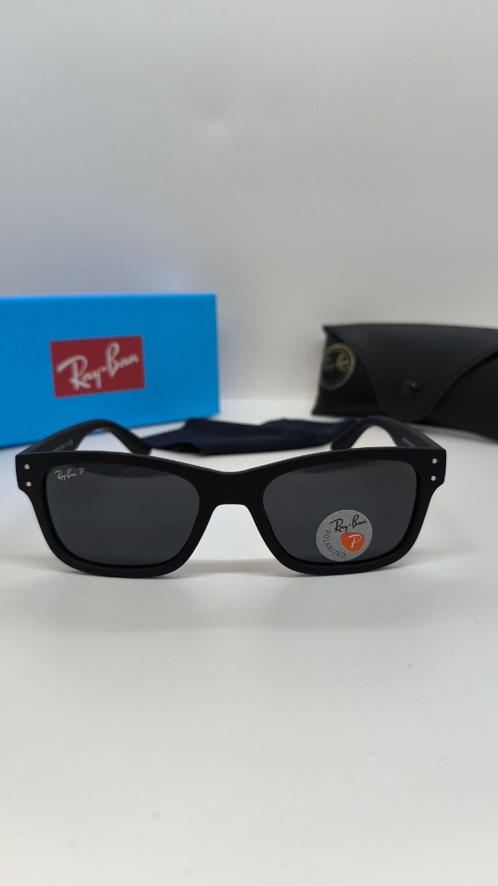RAY-BAN