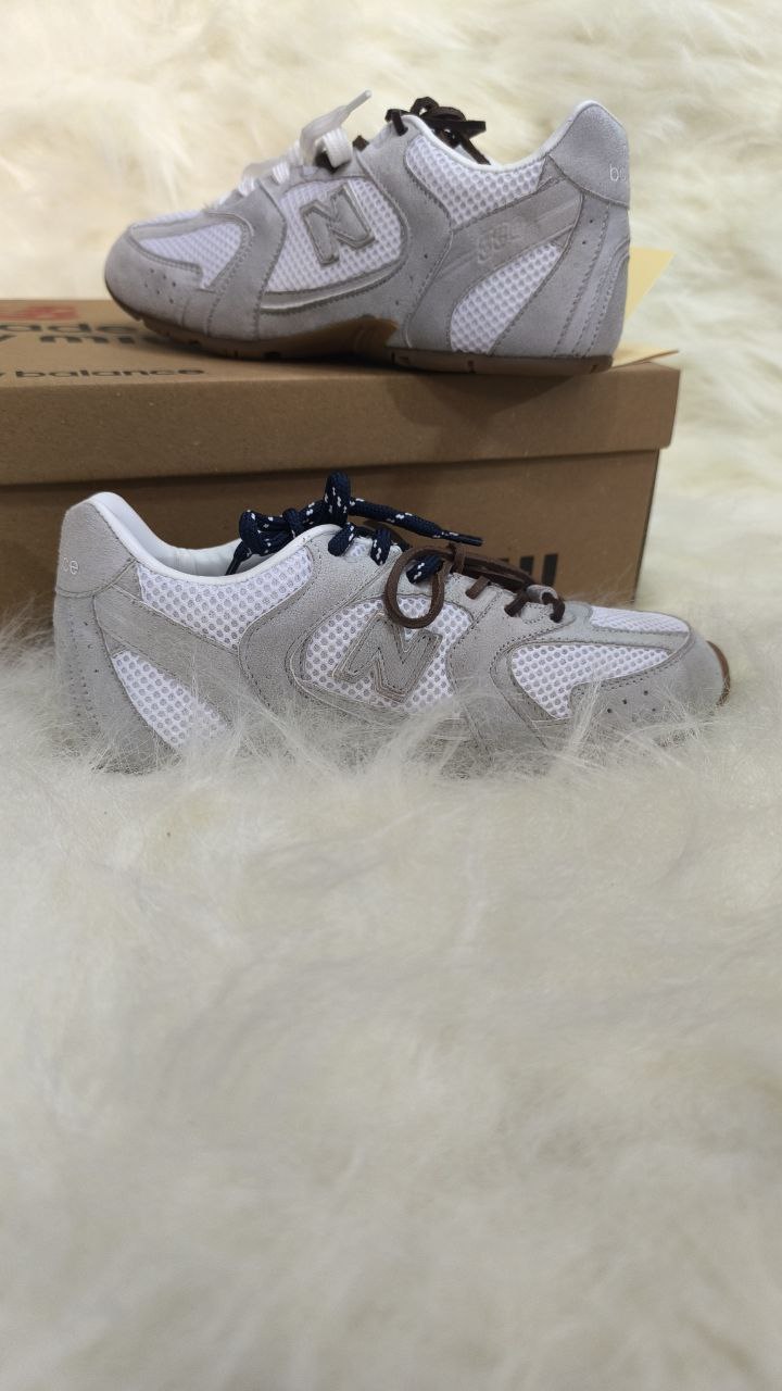 NEW BALANCE 530 MİU MİU GREY-WHİTE-NUBUCK