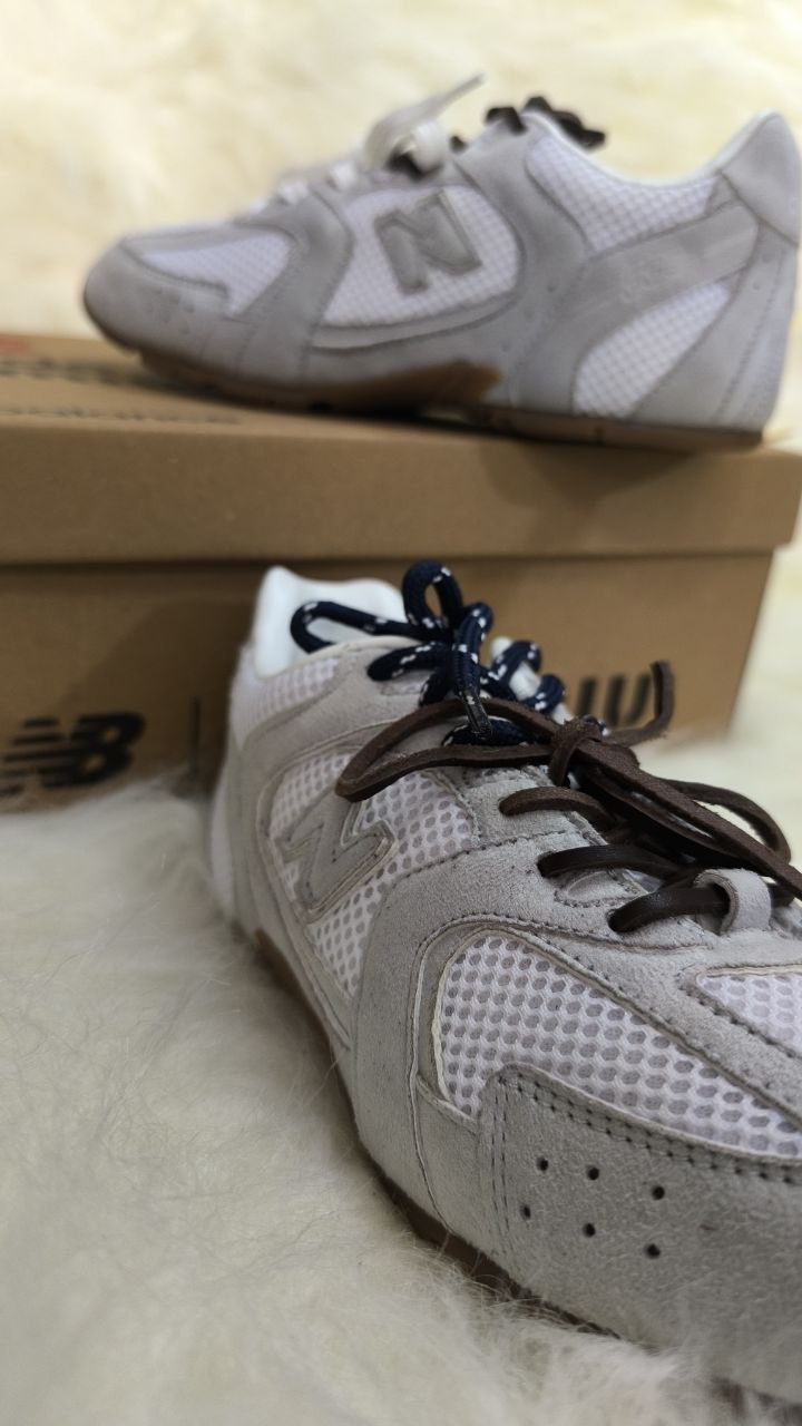 NEW BALANCE 530 MİU MİU GREY-WHİTE-NUBUCK
