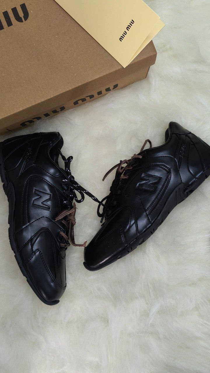 NEW BALANCE 530 MİU MİU BLACK
