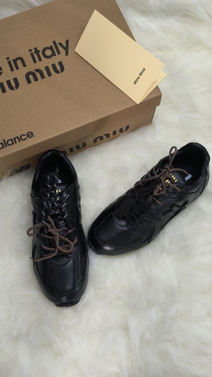 NEW BALANCE 530 MİU MİU BLACK