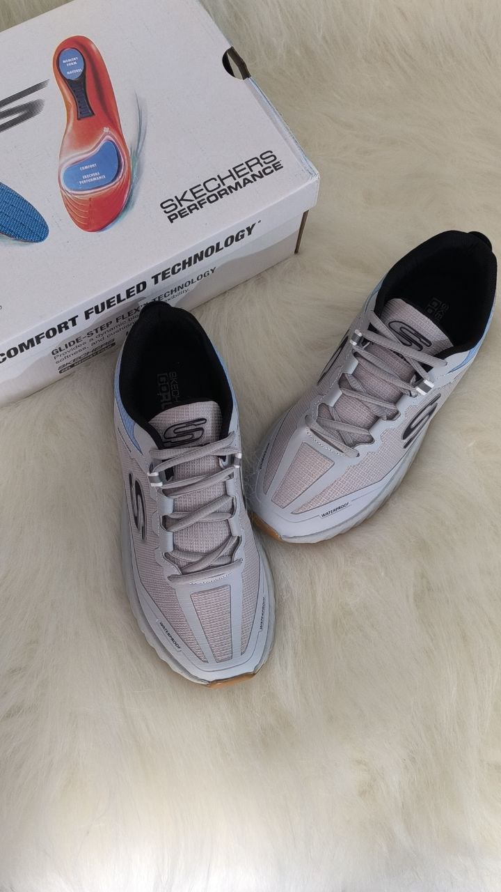 SKECHERS WATERPROOF