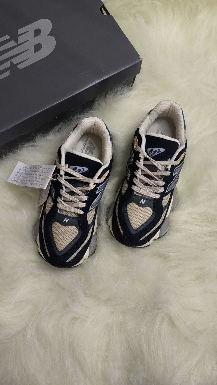 NEW BALANCE 9060 NAVY BLUE-CREAM-NUBUCK