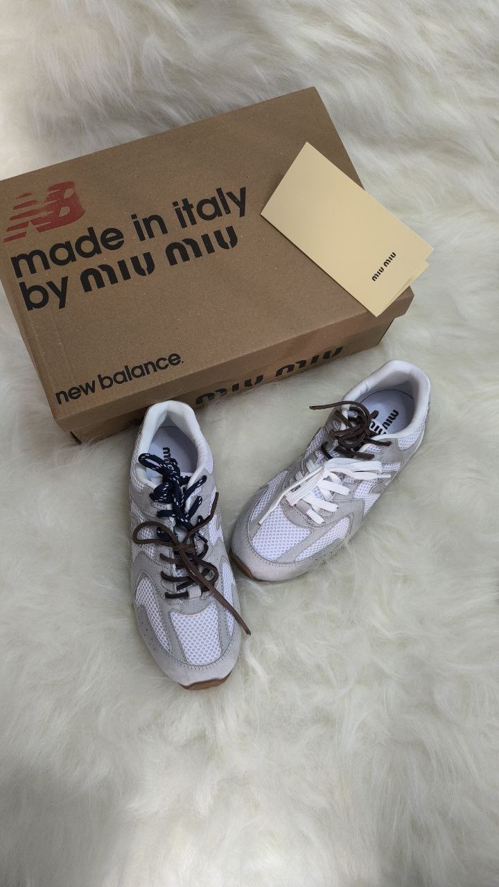 NEW BALANCE 530 MİU MİU GREY-WHİTE-NUBUCK
