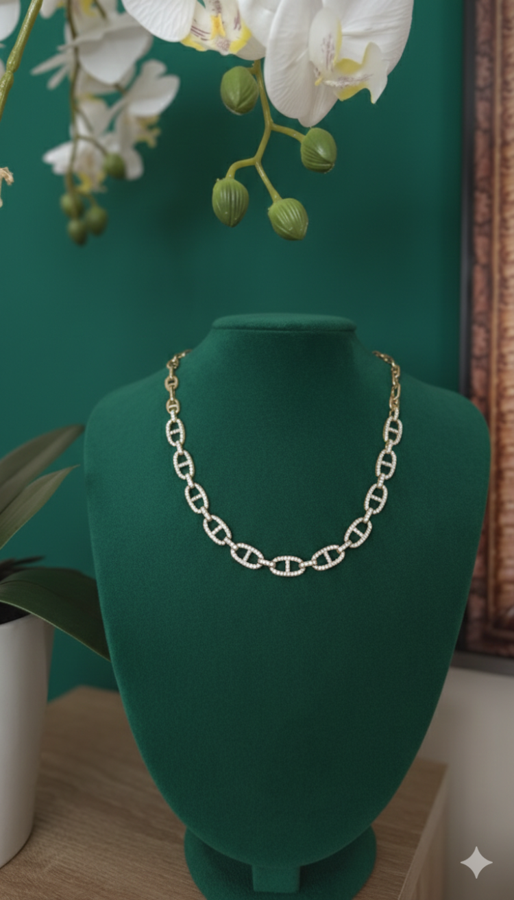 OVAL PARILTI KOLYE