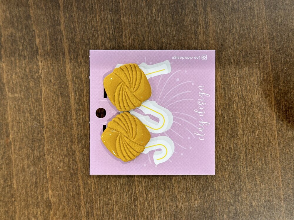 Vintage yellow