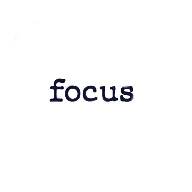 MİNİMAL BOY FOCUS ( ODAK) YAZI DÖVMESİ 