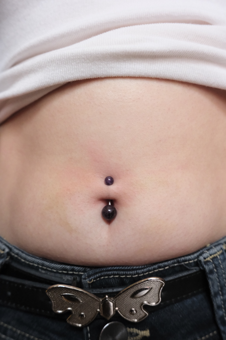 Kaplan Gözü Navel Piercing - Aley X Kaaida
