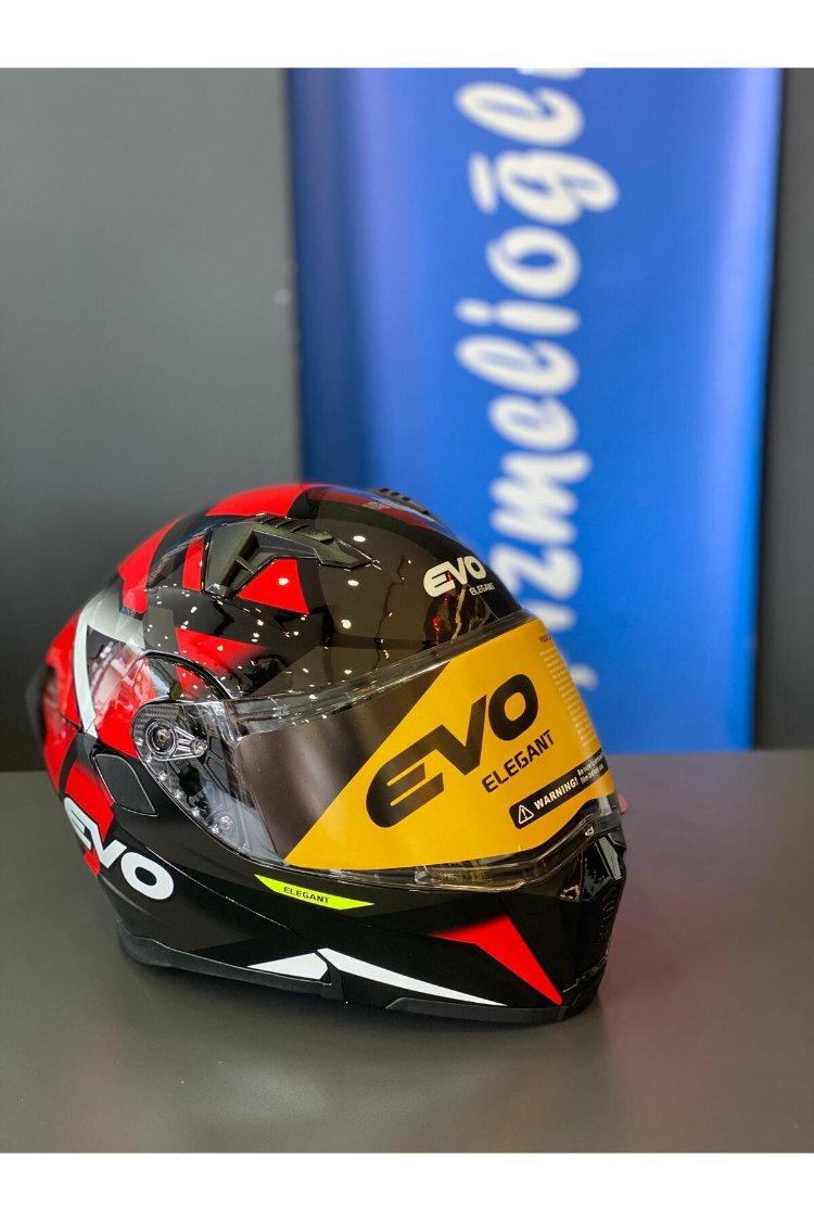 Evo elegant güneş vizörlü kırmızı parlak kask 