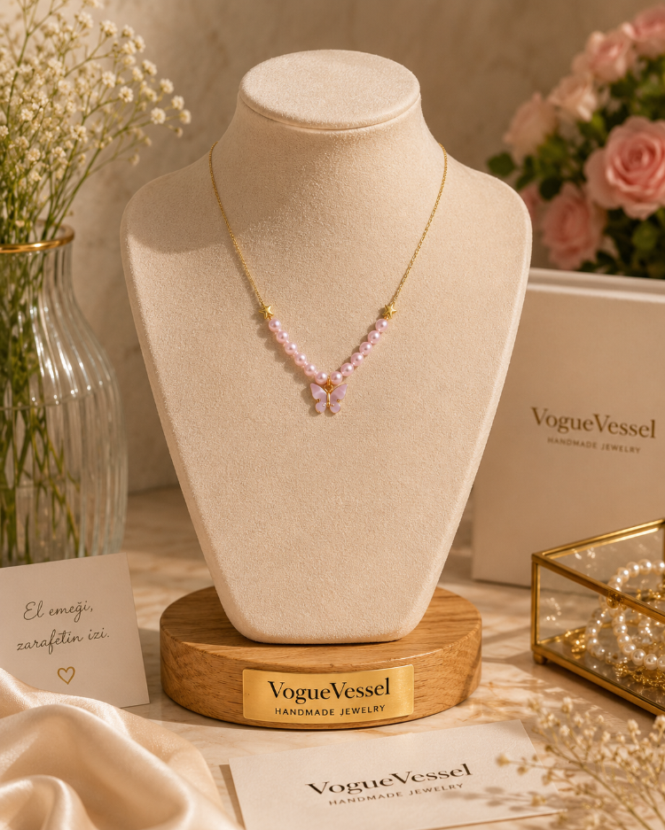 Pembe Masal | VogueVessel Özel Tasarım Altın Kaplama Kelebekli ve Yıldızlı Kolye