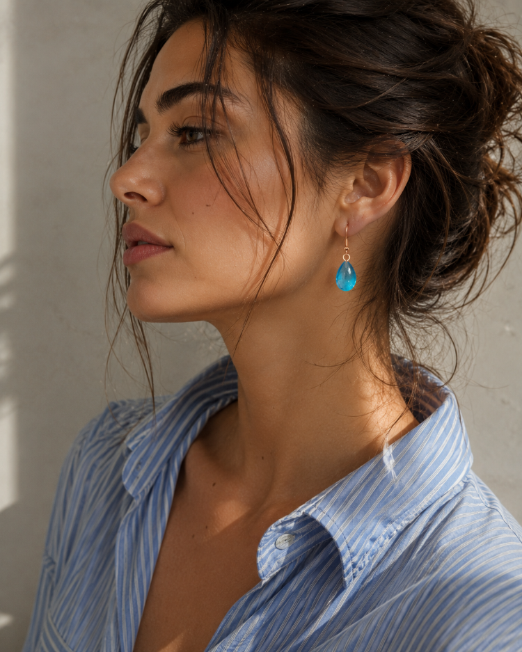 Kristal Aqua | El Emeği Minimalist Damla Küpe