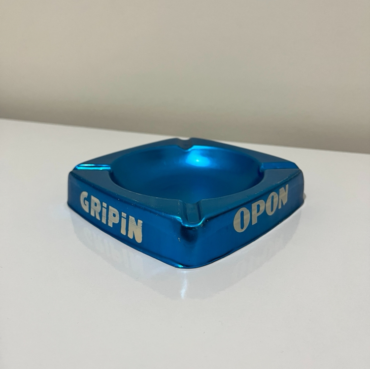 70’ler Gripin & Opon Metal Kül Tablası