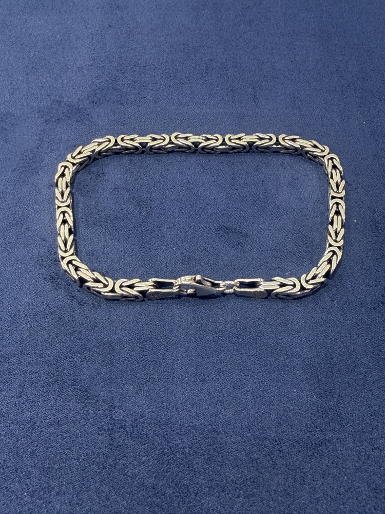Kare kral bileklik 4 mm