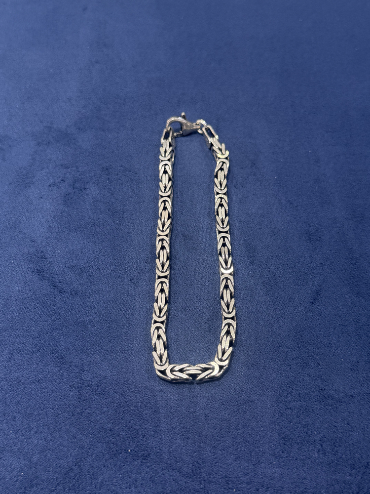 Kare kral bileklik 4 mm