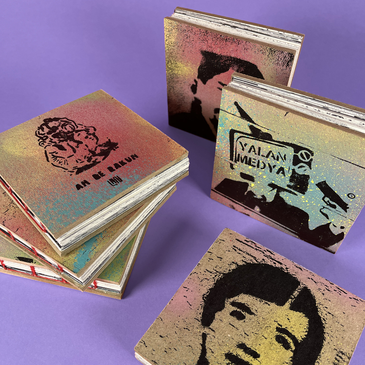 Yüz, Duvar, İstanbul