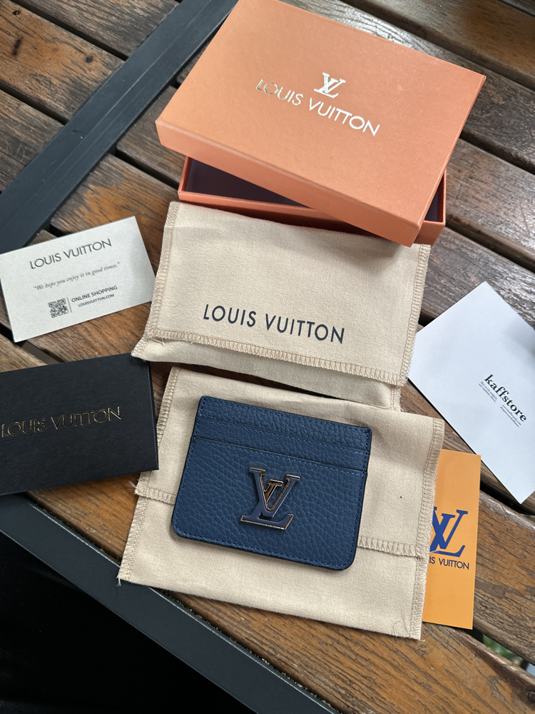 LV Kartlık Lacivert %100 HAKİKİ DERİ (KUTULU, TOZ TORBALI)