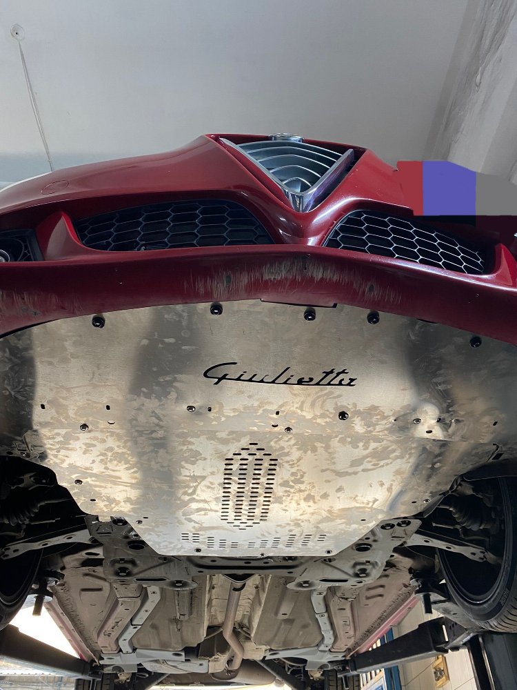 Giulietta Metal Alt Muhafaza