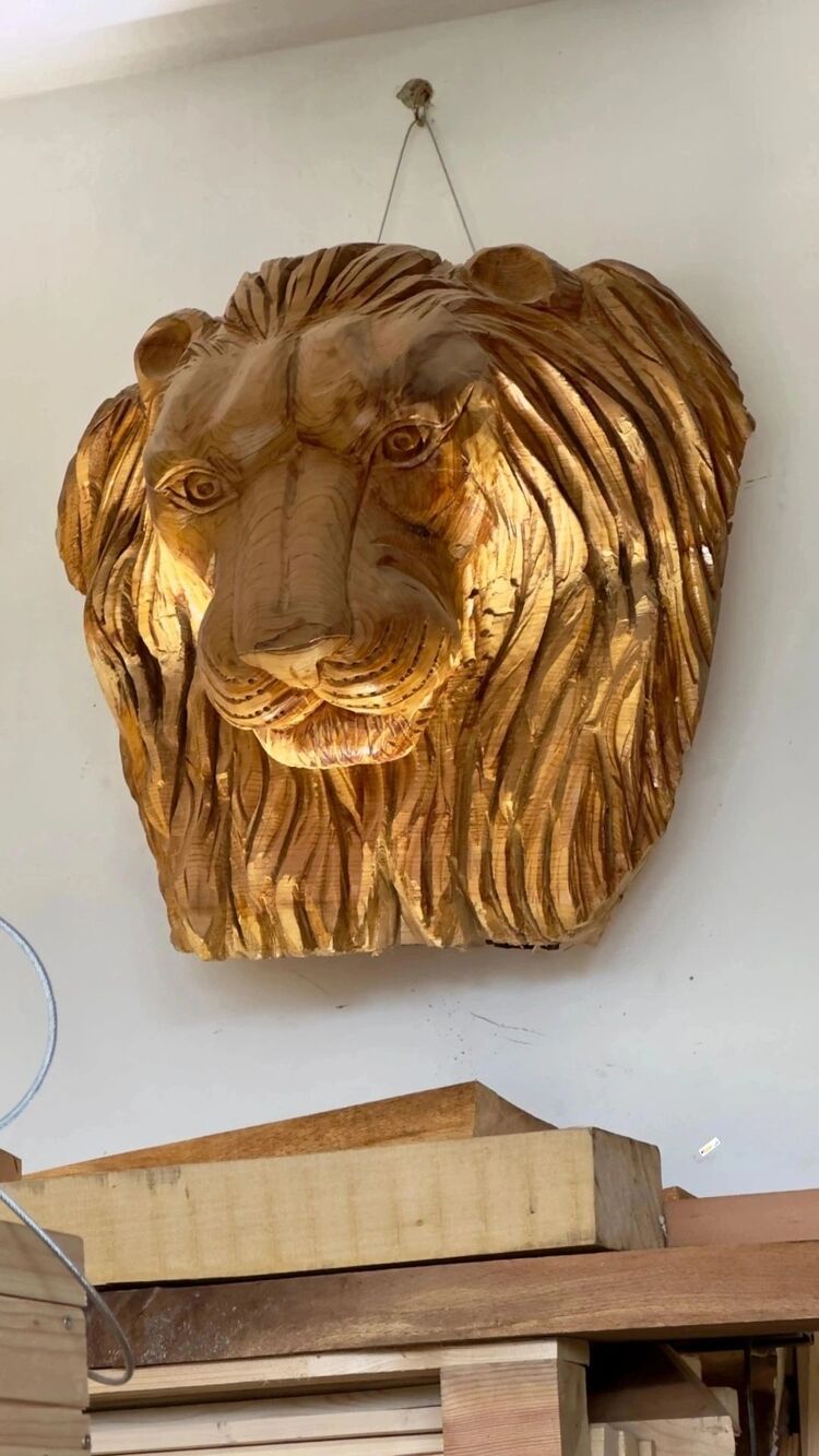 aslan heykeli