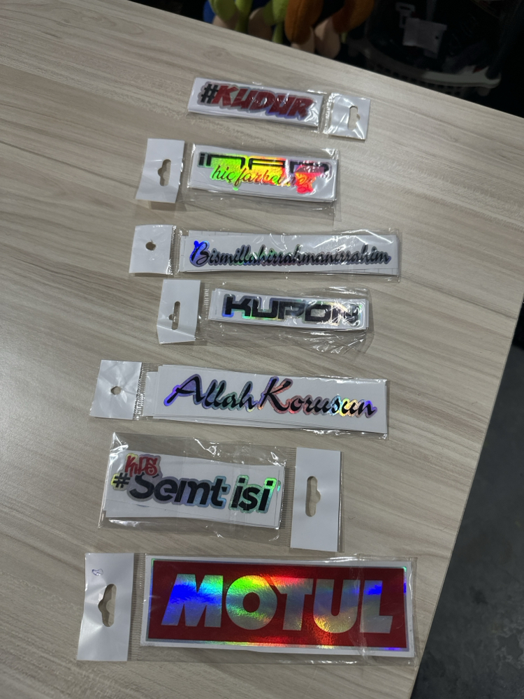 Sticker istediğini yaz