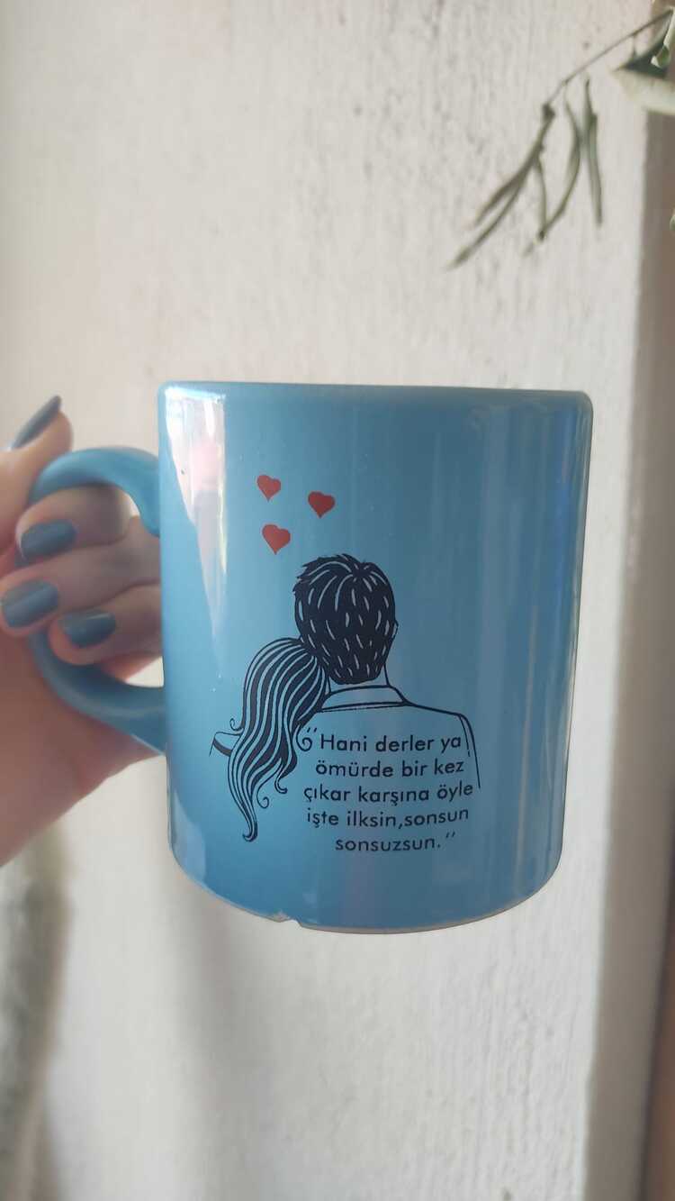 kişiye özel mavi renk yazılı sevgili bardağı 