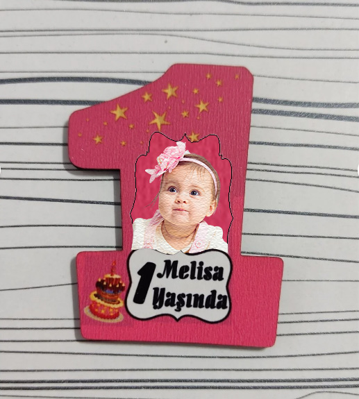 1 Yaş Ahşap Mdf Magnet – Kişiye Özel Doğum Günü Hatırası 7 Cm Fotoğraflı Magnet 25 Adet