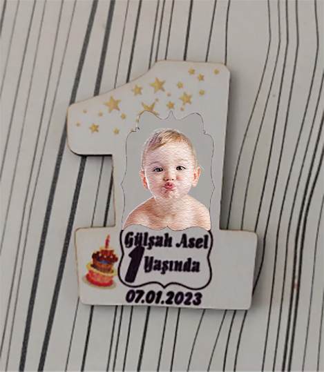 1 Yaş Ahşap Mdf Magnet – Kişiye Özel Doğum Günü Hatırası 7 Cm Fotoğraflı Magnet 25 Adet