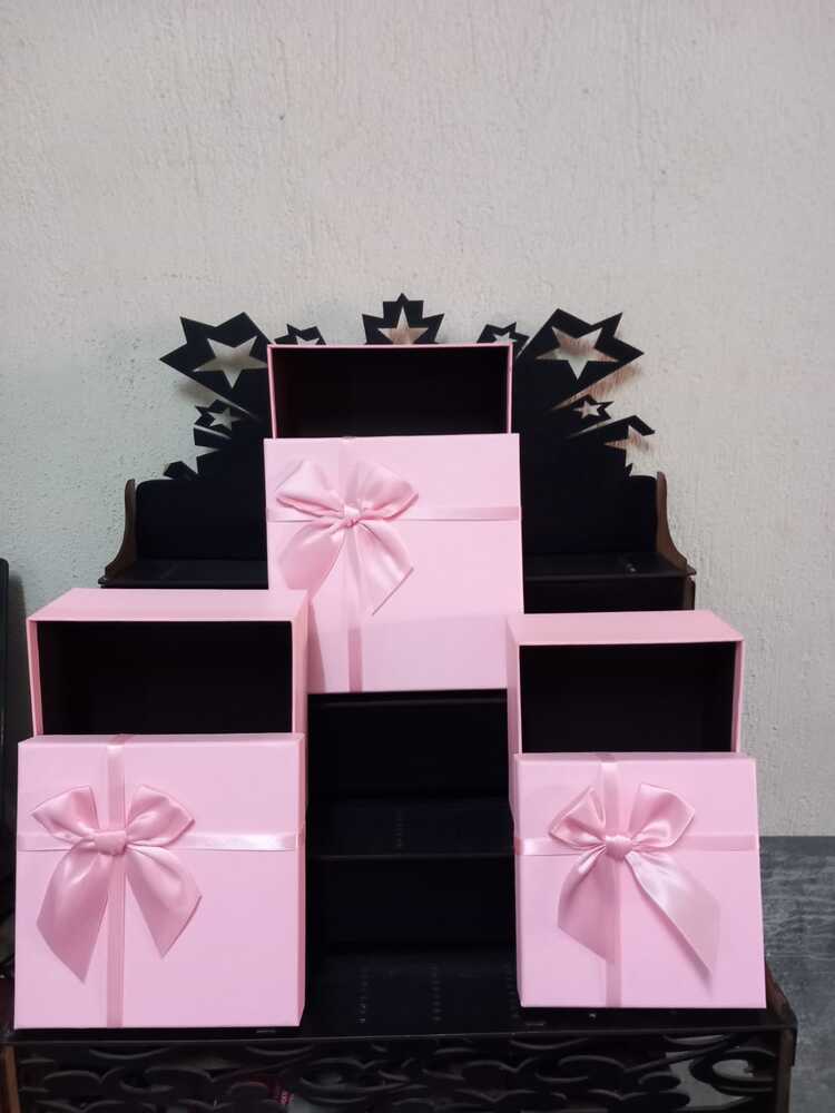 PEMBE RENK 3LÜ HEDİYE KUTUSU