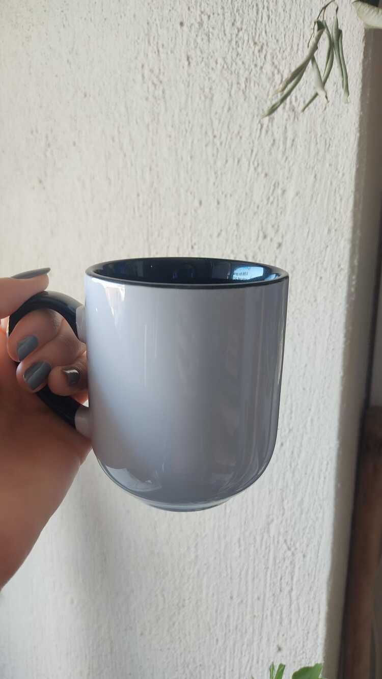 oval içi siyah kupa