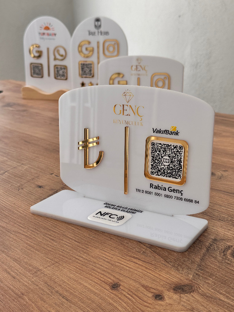 Tek QR & NFC Özellikli PleksiGlass Stant