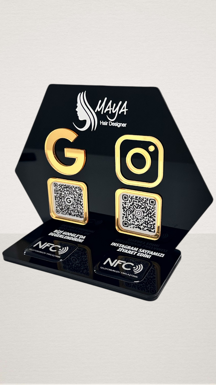 Çift QR & NFC Özellikli PleksiGlass Stant Petek Tasarımlı