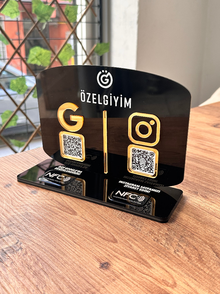Çift QR & NFC Özellikli PleksiGlass Stant Yatay Oval Tasarımlı