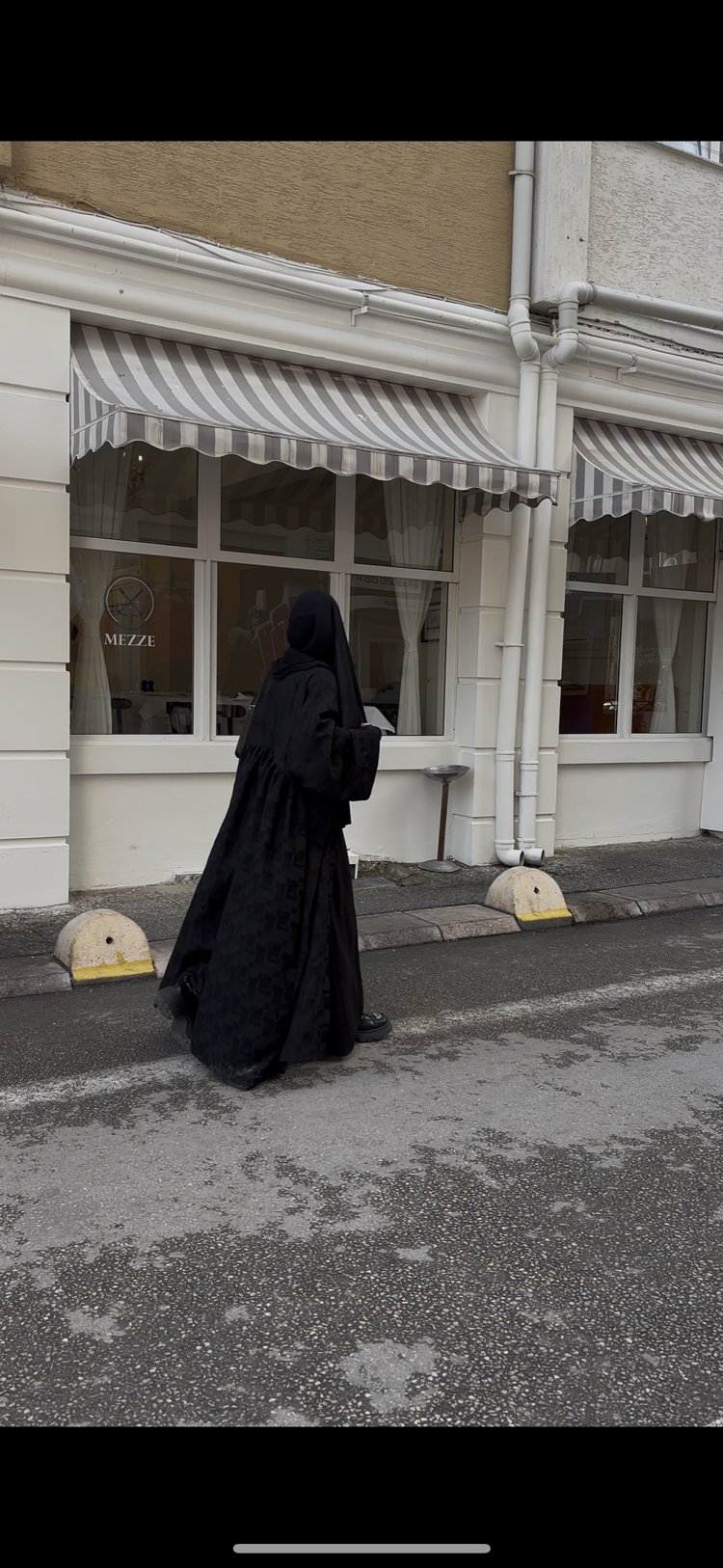 Broken abaya siyah