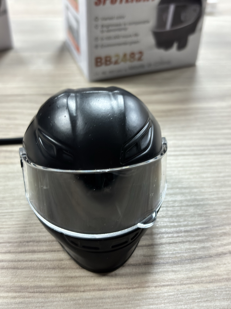 SİYAH KASK MOTORSİKLET LED LAMBA