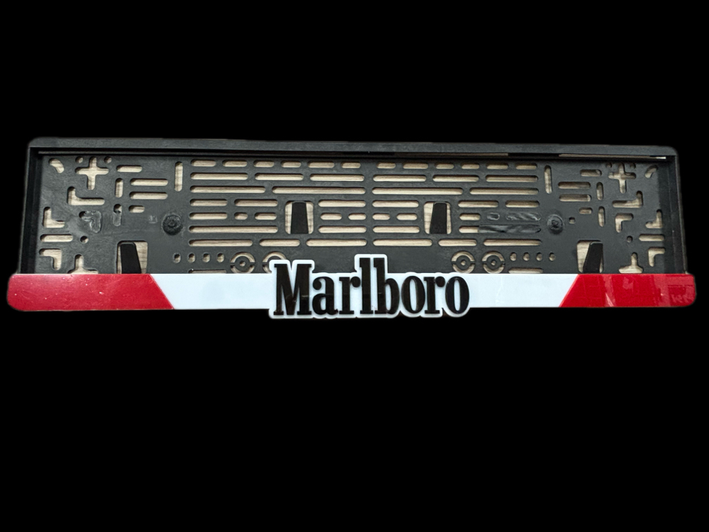 MARLBORO ARABA PLAKALIĞI