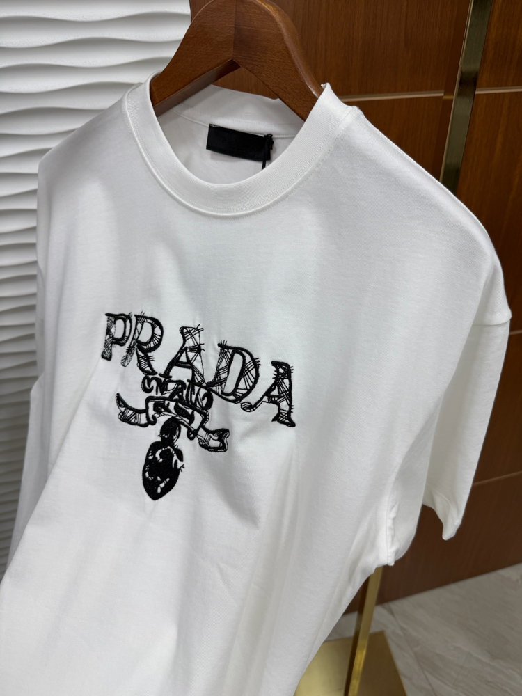 Prada Text Beyaz İthal Tişört