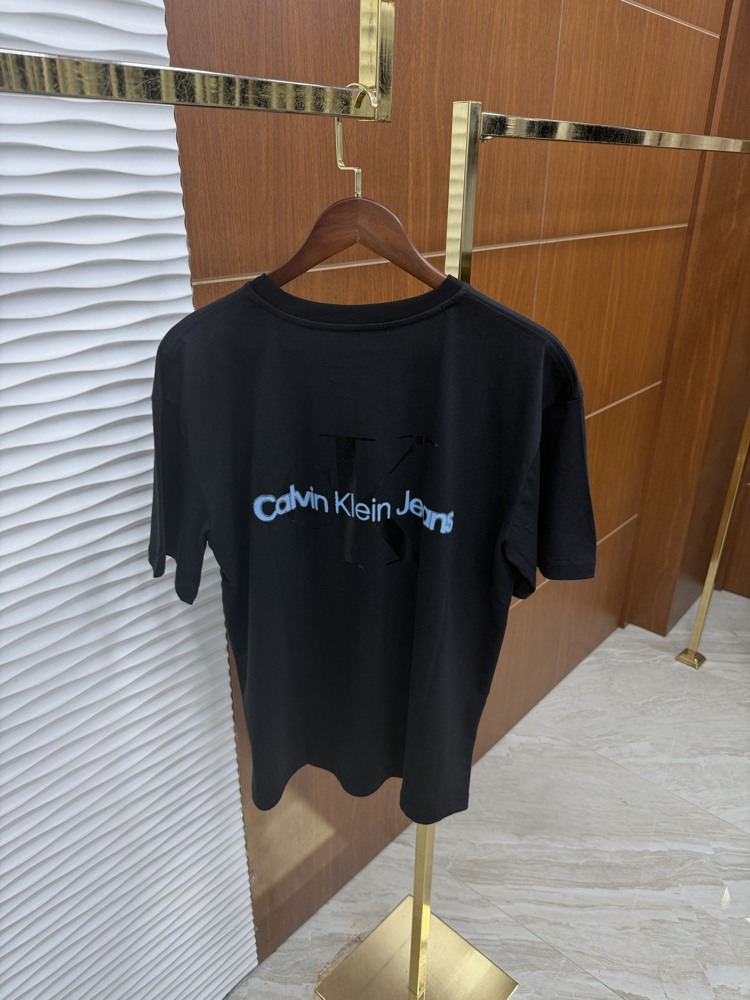 Calvin Klein Graffiti İthal Siyah Tişört
