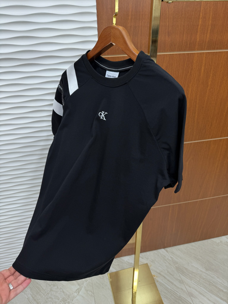 Calvin Klein Omuz Parçalı İthal Siyah Tişört