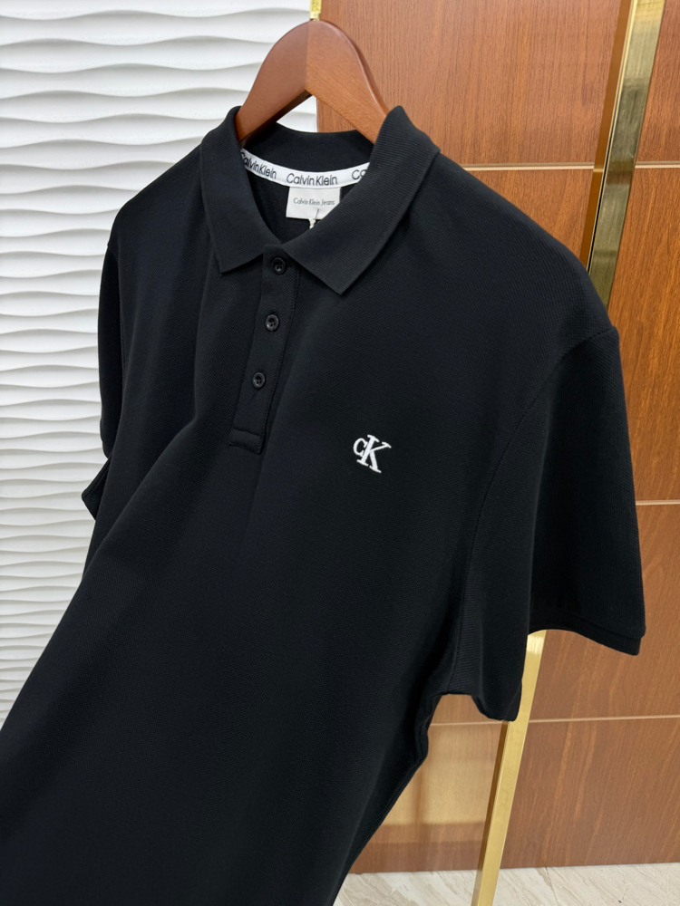 CK Siyah Nakış Logo İthal Polo Yaka
