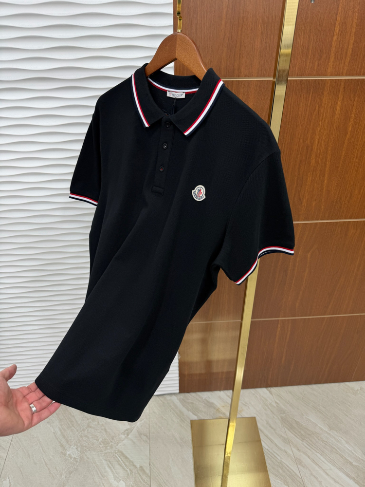 Moncler Omuz Çizgili İthal Polo Yaka