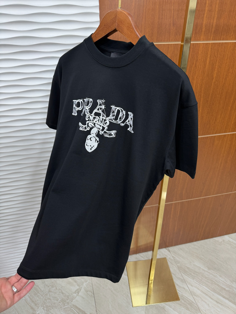 Prada Text Siyah İthal Tişört