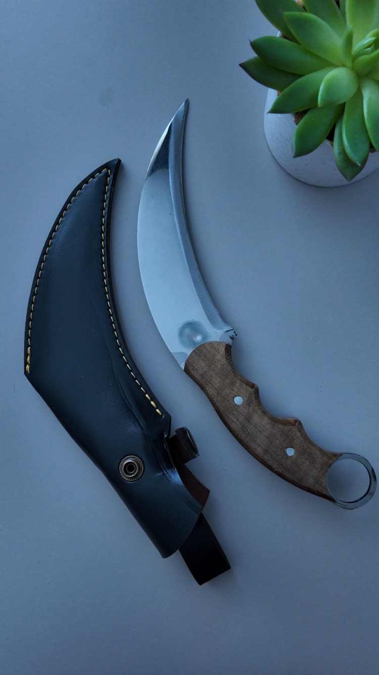 KARAMBİT MODELLİ AV BIÇAĞI (DERİ KILIFLI)