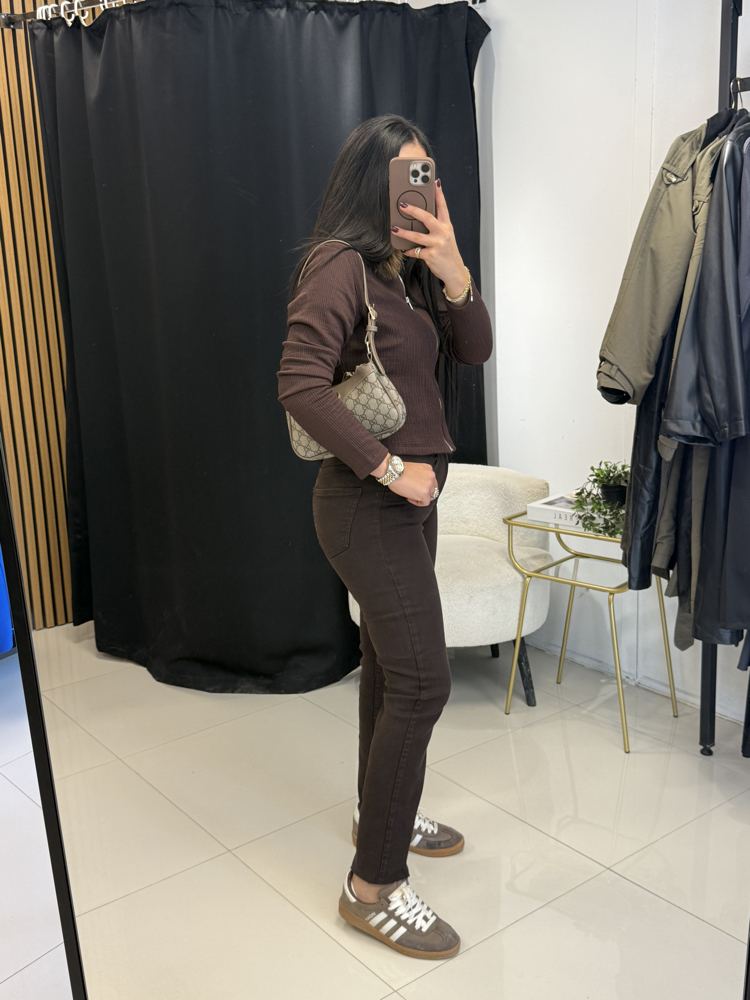 Zr Model Paçası Kesik Acı Kahve Jean